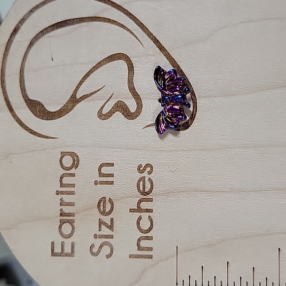 Oilslick Goth Bat Stud Earrings - Picture 4 of 5